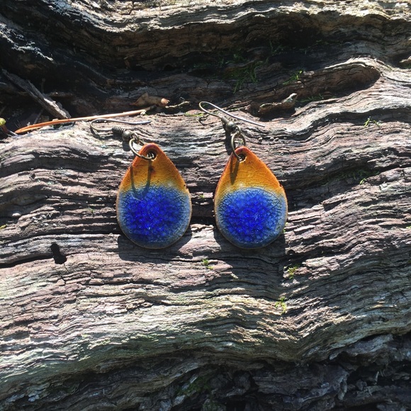 Colorful Chilean Pottery Earrings - Picture 5 of 7